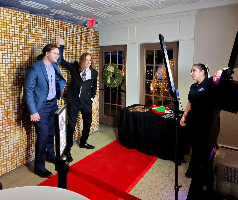 Mirror Photo Booth NJ Experience