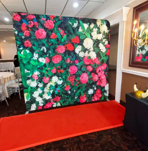 photo-booth-flowers-backdrop